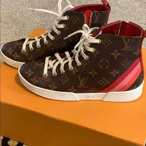 Louis Vuitton Sneakers